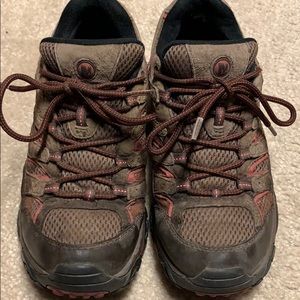 Merrill hiking shoes